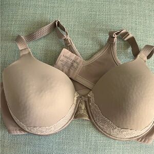 size 42C Vanity Fair Bra